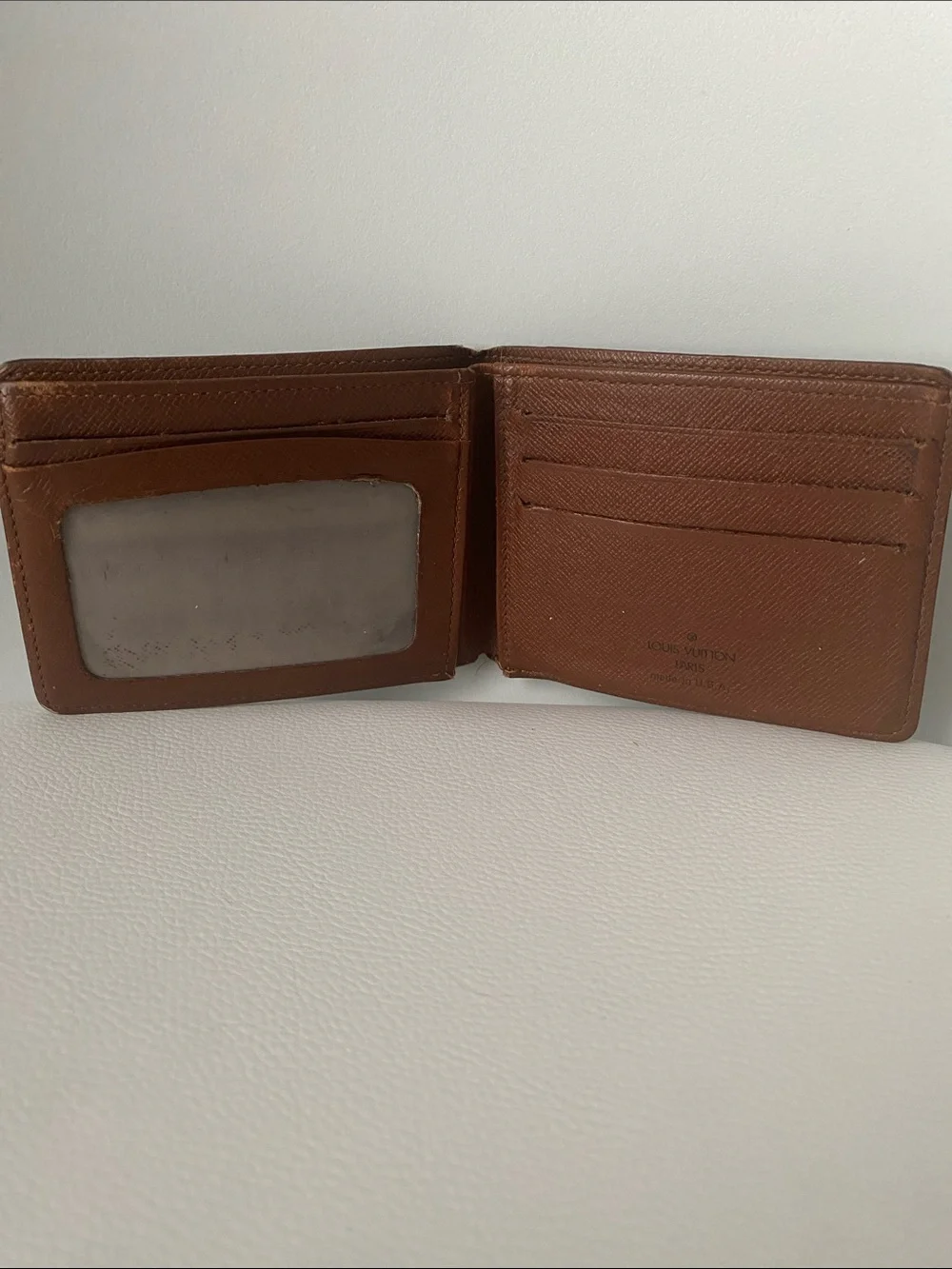 Men’s Or Women’s Louis Vuitton Brown & Gold Monogram Card Holder Wallet